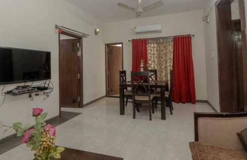 Pulikeshi Nagar Bed & Breakfast | Pink Petals - Beautiful Service Apartment in Central Bangalore close to MG Road