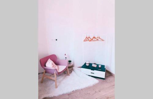 Nimy Apartment | Pink studio Mons ✓ TOP position !