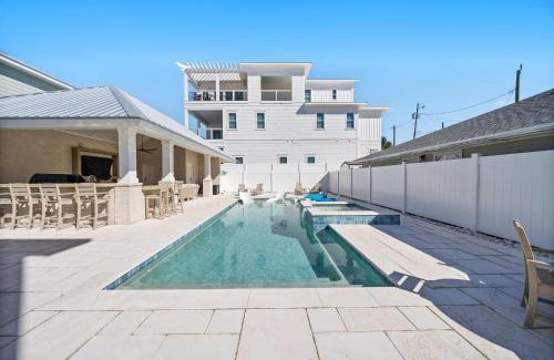 Laguna Beach House | Pink Tequila Sunrise home