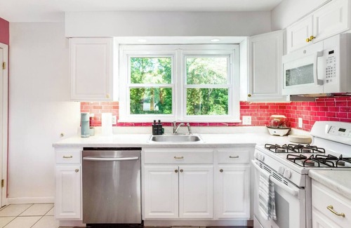 Maryland Heights House | PinkeVilla- Girls Dream Decor
