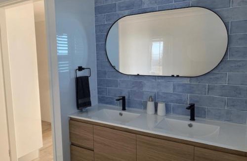 Forster Apartment | Pinnacle 701