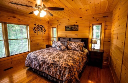 Luray Cabin | Pinnacle Cabin