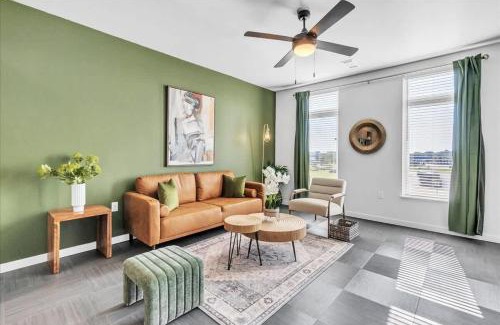 Rogers Apartment | Pinnacle Heights 1Bdrm 2nd flr Near Walmart Amp Pool Fitness Center Yoga Studio Dog Spa