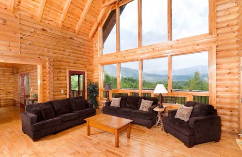 Pittman Center Cabin | Pinnacle Vista Lodge