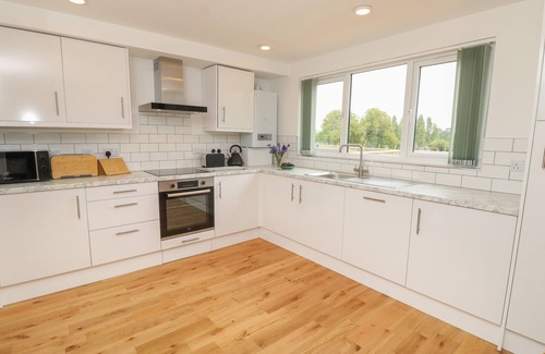 Nettlestone Cottage | PINOT, family friendly, character holiday cottage in Seaview