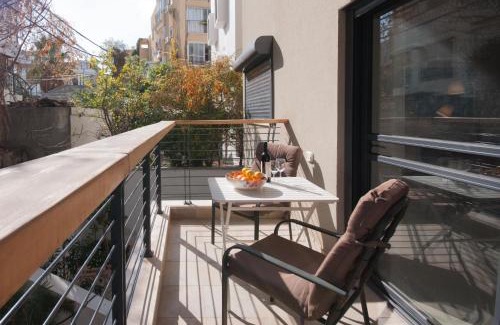 Tel Aviv City Center Apartment | Pinsker 46