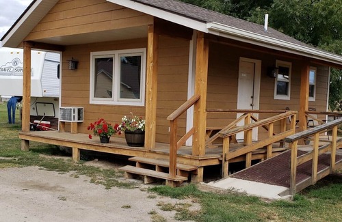 Silver Star Cabin | Pioneer Mountain Cabins - Cabin 3