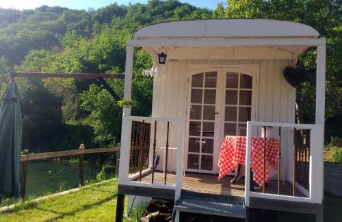 Lachapelle-Auzac House | pipowagen Blagour gelegen aan waterbron