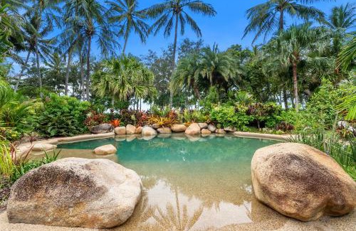 Palm Cove Apartment | Pippi at Palm Cove - Melaleuca Private Apartment Palm Cove