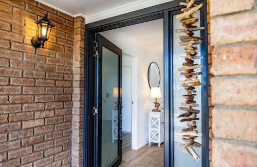 Bicheno House | Pippi's - Everything you need.