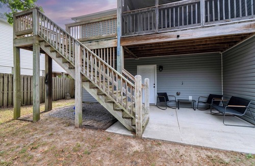 Long Beach House | Pirate's Cove of Oak Island, NEW - Game Room, Bunk Room, Golf Cart Included