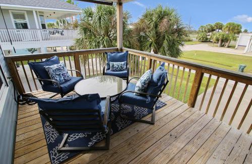 Pirates Beach House | Pirates Treasure