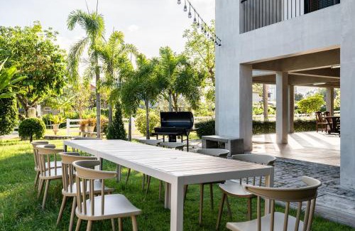 North Pattaya Villa | Pirom Garden Private Villa