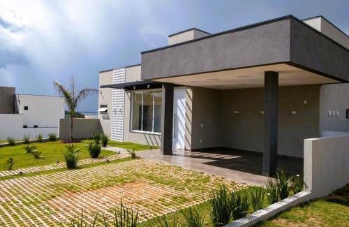 Paranapanema House | Piscina com Vista - Check-in 9h - 60m da Represa