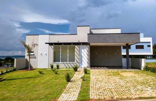 Paranapanema House | Piscina com Vista - Check-in 9h - 60m da Represa
