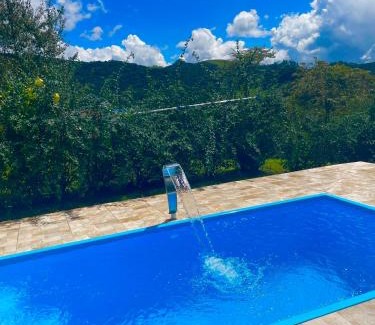 Goncalves House | Piscina e paz nas montanhas de Gonçalves