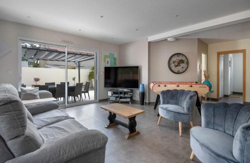 Saint-Marc-sur-Mer House | Piscine ! Maison pour 9