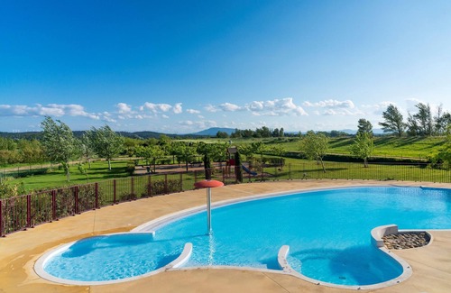 Homps Villa | Piscine Privée! Proche du Canal Accès Hammam + Gym