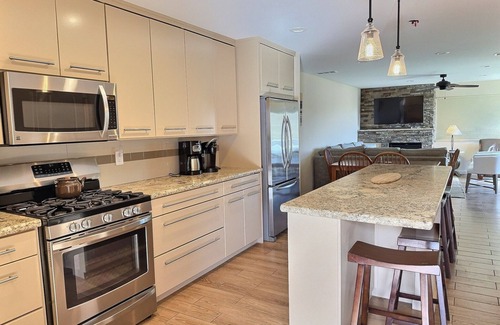 Downtown Condo | Pismo Shores #120 - corner unit with ocean views