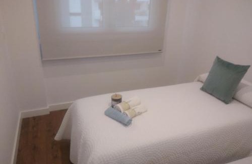 Almeria Apartment | Piso nuevo con piscina cerca de parque las familias y playa de Almeria