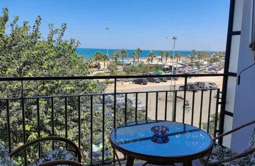 Chipiona Apartment | Piso primera línea de playa