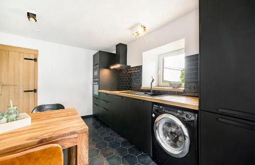 Nadrin Apartment | Pitch 15
