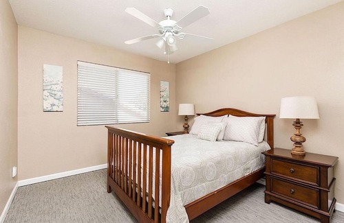 Glendale House | Piute Palace 5BR by Casago