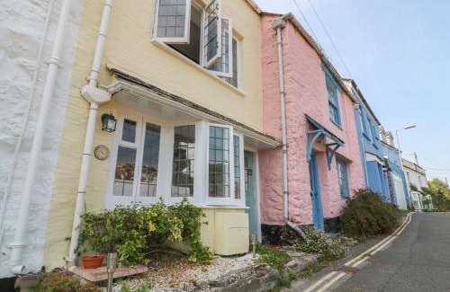 West Looe House | Pixie Cottage