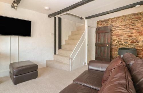 West Looe House | Pixie Cottage