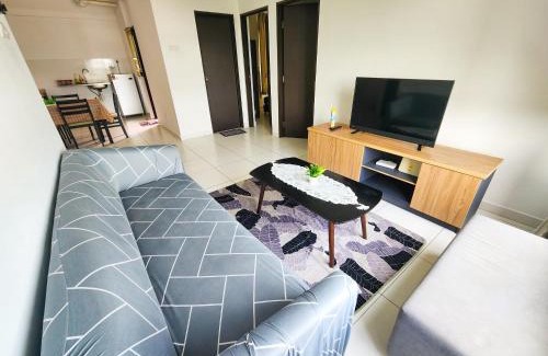 Bukit Baru Apartment | Pixie Homestay at The Heights Residence Ayer Keroh Melaka