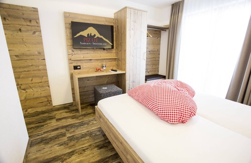 Ravaisch Bed & Breakfast | Piz Ot