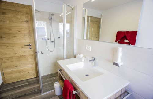 Ravaisch Bed & Breakfast | Piz Ot