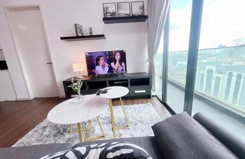 Petaling Jaya Apartment | PJ cozy grand design home 1-10 pax 5 min to Sunway