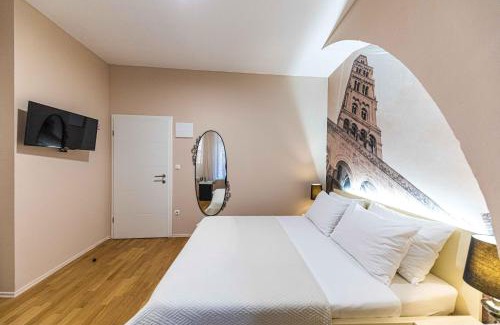 Old Town House | PJACA CITY ROOMS