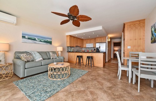 Honokowai Condo | PK F208 Kaanapali BeachFront Condo w Ocean Views Pools