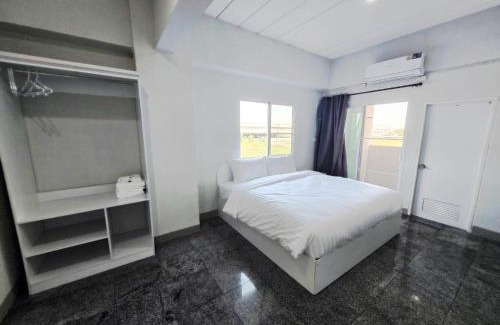 Mueang Samut Prakan District Hotel | PKK hotel Residence