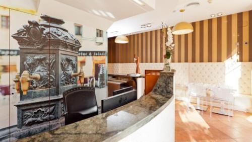 Old Town Hotel | Plaça De La Font