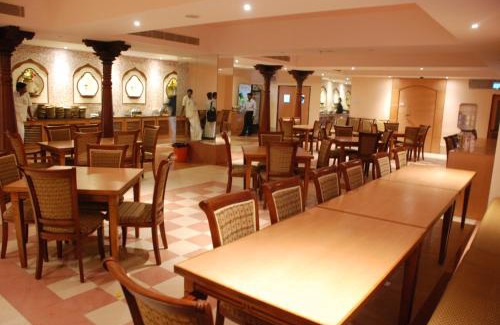 Tiruchirappalli Hotel | PLA Krishna Inn