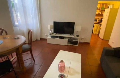Notre-Dame du Mont Apartment | Place Jean -jaurès dit LA Plaine Marseille