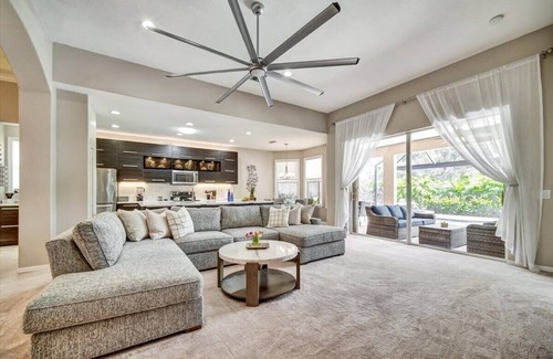 Venice House | Place of Elegance and Style, Located on a Golf Course