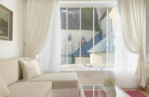 Provins Apartment | Place Sainte Marguerite