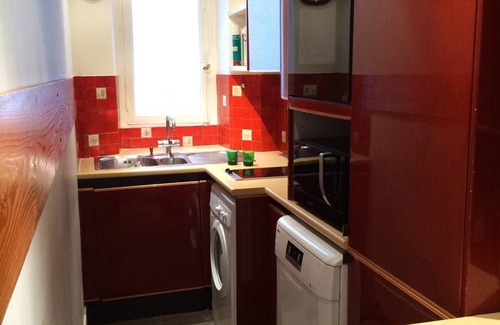 Gaillon Apartment | Place Vendome 1 BR and 1 BA - up to 4. Air conditionning