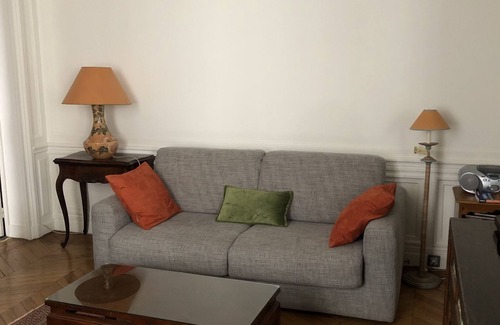 Gaillon Apartment | Place Vendome 1 BR and 1 BA - up to 4. Air conditionning