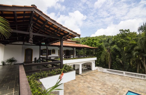 Aracariguama House | Place with complete leisure. Swimming pool, saunas, court, nature trail. Near SP
