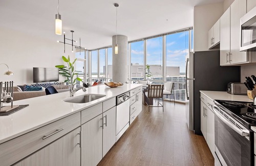 Sobro Apartment | Placemakr Premier SoBro