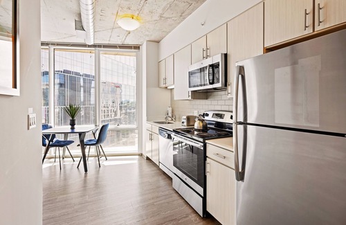 Sobro Apartment | Placemakr Premier SoBro