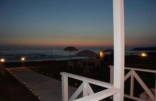 Shika-machi House | Plage