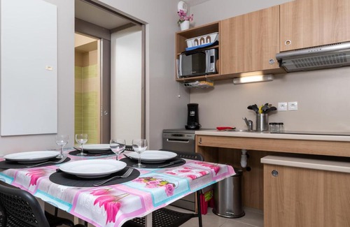 Les Bormettes Apartment | Plages de sable fin, piscine, hammam, tennis LESCLESDENICOLE