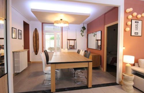 Verdun Apartment | Plain-Pied - 5 couchages - Billard - BabyFoot - Terrasse - Jardin - Véranda - 4 chambres & canapé convertible - Netflix - Amazon Prime - WIFI - Stationnement gratuit devant - Verdun Centre - Géré par Presta-Zen'Services