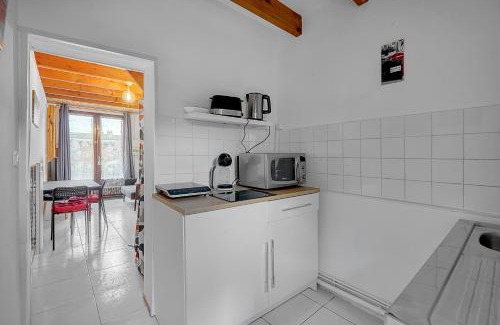 Plaisance-du-Touch Apartment | Plaisance-Du-Touch Petite maison calme avec jardin